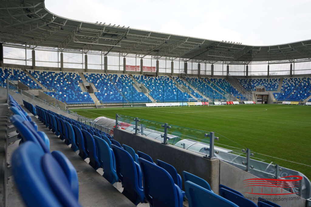 stadion płock - widok na sektor gości