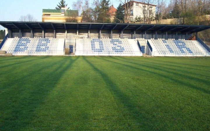 stadion na górce - zdjęcie główne